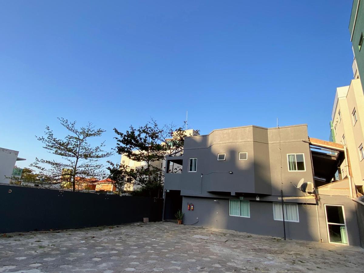 Residencial Melfi 3 Ap 6 Apartamento Bombinhas Exterior foto